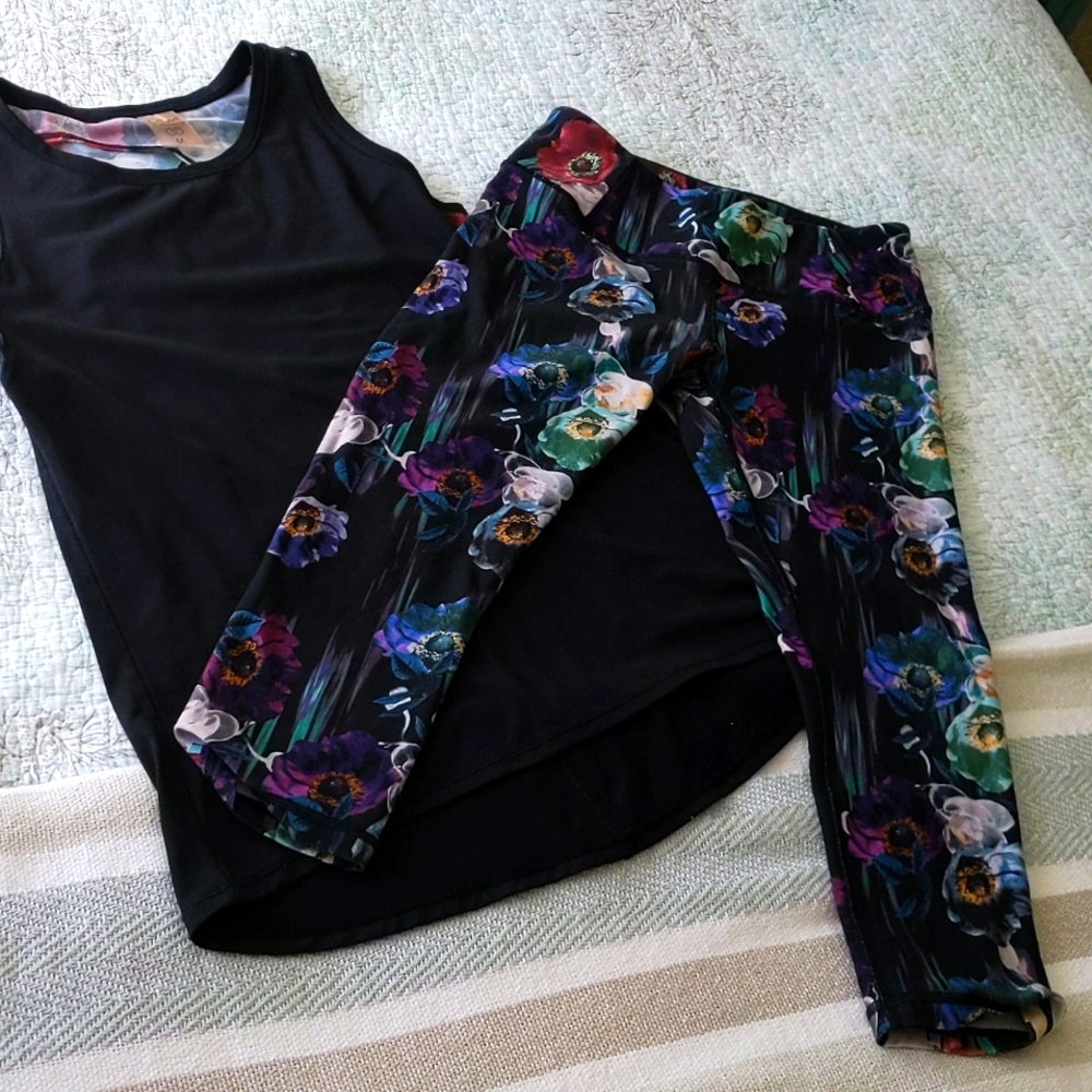 EUC Calia set Top M bottom S